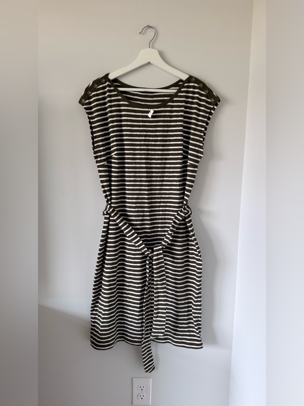 NWT Talbots jersey t-shirt dress stripes casual Cotton Travel Women M Belted